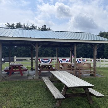 Dame Farm & Orchard - Farmers Market Near Me - Johnston, Rhode Island Dame Farm & Orchard - Farmers Market Near Me - Johnston, Rhode Island