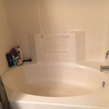 Qinti Cleaning - Spotless bathtub! - Home Cleaning Near Me Qinti Cleaning - Spotless bathtub! - Home Cleaning Near Me