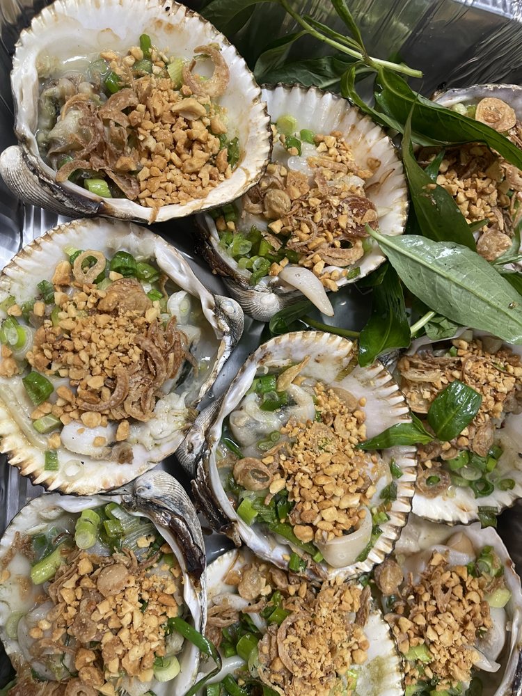 Food from Oc Nuong Cali