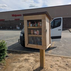 Community Food Bank, Ravenswood