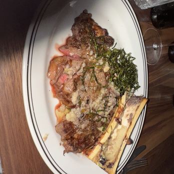 Cuerno - Bone marrow with steak - Steakhouses Near Me - New York, New York Cuerno - Bone marrow with steak - Steakhouses Near Me - New York, New York