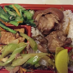 C.Z.C Cafeteria - Stewed pork lunch box