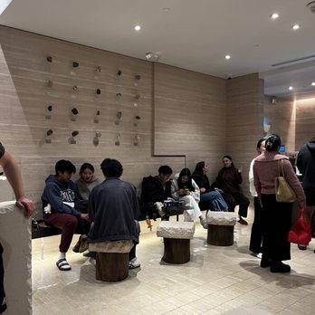 Heytea - Inside seating area - Bubble Tea Near Me - San Diego, California