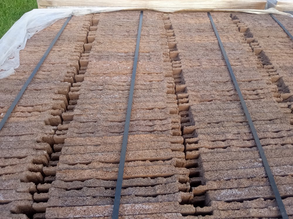 Slide of Hernandez Roofing