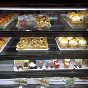 Molly's Cupcakes - Cupcakes Near Me - Chicago, Illinois Molly's Cupcakes - Cupcakes Near Me - Chicago, Illinois