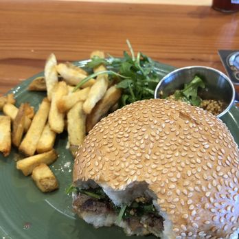 Russian River Brewing - Burger - Brewpubs Near Me - Windsor, California Russian River Brewing - Burger - Brewpubs Near Me - Windsor, California