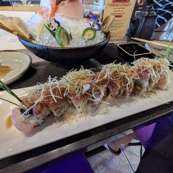Ju-ichi - Yellowtail roll - Sushi Bars Near Me - San Diego, California Ju-ichi - Yellowtail roll - Sushi Bars Near Me - San Diego, California