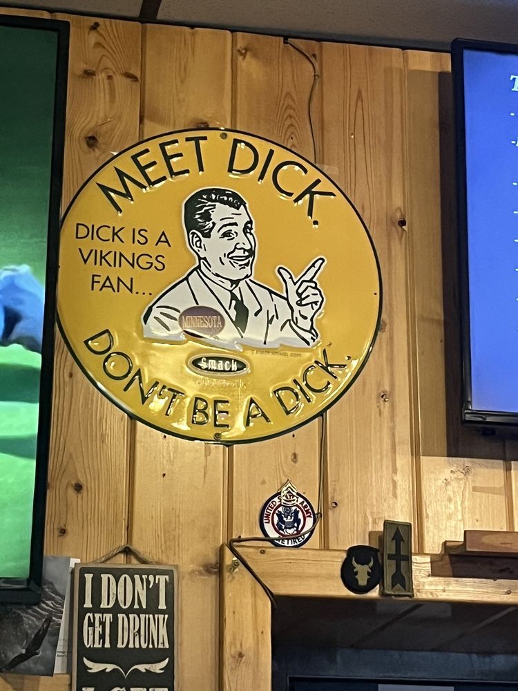 Village Inn Sports Bar, Grill & Pizzeria