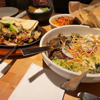 Calexico - Upper East Side - Chicken Fajitas and Carne Asado Bowl - Salad Near Me - New York, New York Calexico - Upper East Side - Chicken Fajitas and Carne Asado Bowl - Salad Near Me - New York, New York