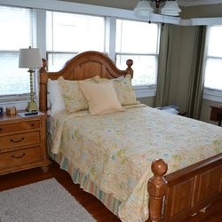 The Little Inn of Harlan - Harlan Room