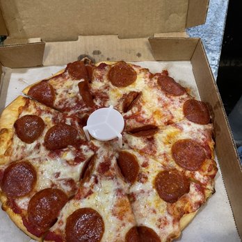 Showtime Pizzeria - Personal pepperoni pizza - Pizza Near Me - Aptos, California Showtime Pizzeria - Personal pepperoni pizza - Pizza Near Me - Aptos, California