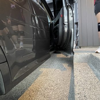 Holt Homes - Furthermore, it is impossible to open the car doors when two vehicles are parked in the driveway. - Home Developers Near Me - Vancouver, Washington