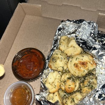 Peppino's Pizza & Subs - Garlic knots - Pizza Near Me - Frisco, Colorado
