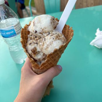 Camp House Creamery - Smores - Ice Cream & Frozen Yogurt Near Me - Huntsville, Texas Camp House Creamery - Smores - Ice Cream & Frozen Yogurt Near Me - Huntsville, Texas
