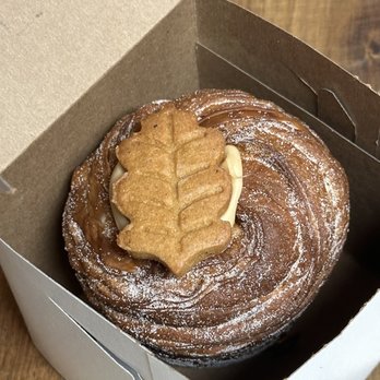 Petit Pierre Bakery - Cruffin - Bakeries Near Me - Seattle, Washington Petit Pierre Bakery - Cruffin - Bakeries Near Me - Seattle, Washington