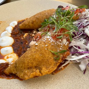 Maestro Restaurant - Empanadas - Cocktail Bars Near Me - Pasadena, California Maestro Restaurant - Empanadas - Cocktail Bars Near Me - Pasadena, California