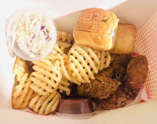 SWEET RADISH by null