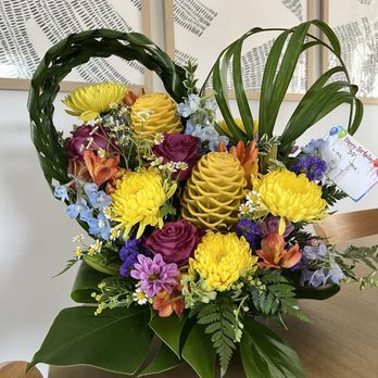 Country Heart Flowers - Heart flower bouquet - Florists Near Me - Kaneohe, Hawaii