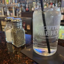 SOUTHERN ALE HOUSE - Updated October 2024 - 130 Photos & 171 Reviews