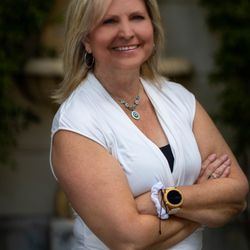 Freda Hamlett - Milestone Moves Realty