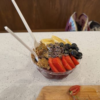 Toastique - OG Açaí Bowl - Juice Bars & Smoothies Near Me - Wayzata, Minnesota Toastique - OG Açaí Bowl - Juice Bars & Smoothies Near Me - Wayzata, Minnesota