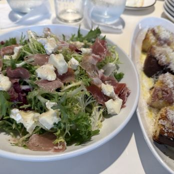 Westman Cafe - Frisée, prosciutto, and Brie salad - Cafes Near Me - Urban Honolulu, Hawaii Westman Cafe - Frisée, prosciutto, and Brie salad - Cafes Near Me - Urban Honolulu, Hawaii