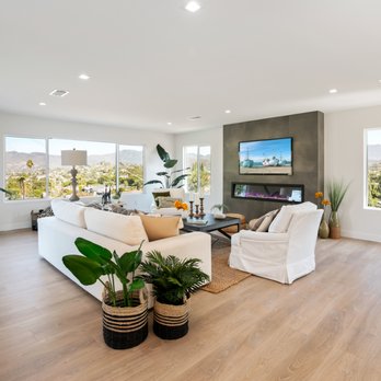 Nobel Construction & Remodeling - a living room with hardwood floors - General Contractors Near Me - Laguna Beach, California Nobel Construction & Remodeling - a living room with hardwood floors - General Contractors Near Me - Laguna Beach, California
