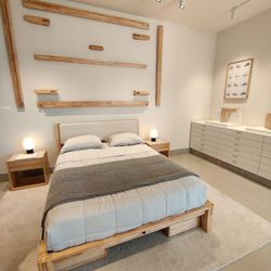 Thuma - classic bed in queen