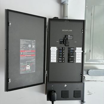 LJ.Johnson Electrical Services - Close up Ecoflow Smart Panel 2 - Electricians Near Me
