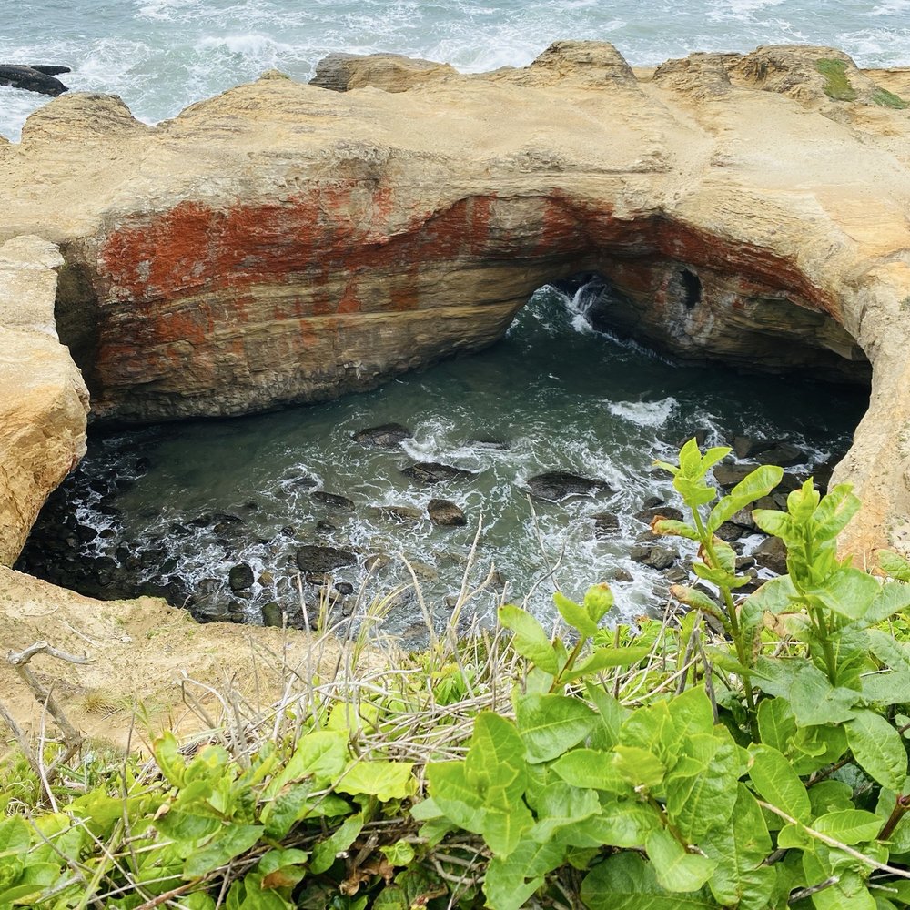 The punchbowl itself. The punchbowl itself.