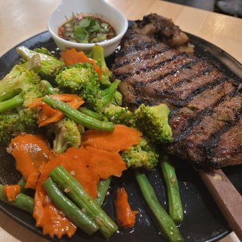 Hiso - Lao Ribeye Steak and Seasonal Vegetables - Laotian Near Me - Sacramento, California Hiso - Lao Ribeye Steak and Seasonal Vegetables - Laotian Near Me - Sacramento, California