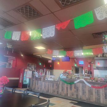 El Azteca - This places decorating is great and it is lovely in here - Mexican Near Me - Minot, North Dakota