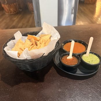 La Corona Bar & Grill - Chips and salsa - Sports Bars Near Me - Van Nuys, California La Corona Bar & Grill - Chips and salsa - Sports Bars Near Me - Van Nuys, California