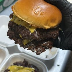Crave Burgers