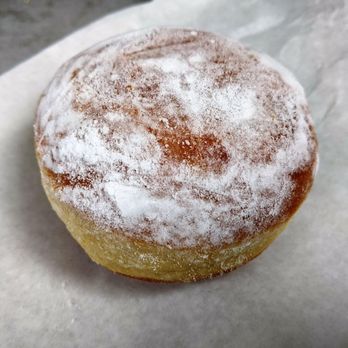 Brezel Berlin - 07/10/22 Berliner - Cafes Near Me - Berlin, BE