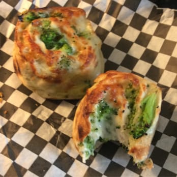 DiMeo's Pizza - ROTOLINI rolls, mozzarella, parmigiano reggiano, oregano, with broccoli - Pizza Near Me - Wilmington, Delaware DiMeo's Pizza - ROTOLINI rolls, mozzarella, parmigiano reggiano, oregano, with broccoli - Pizza Near Me - Wilmington, Delaware