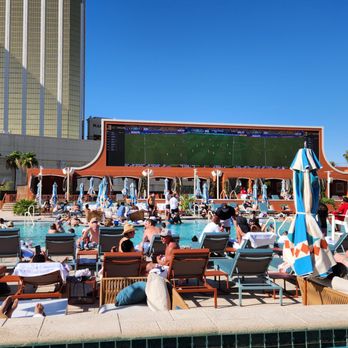 Tailgate Beach Club - Sports Bars Near Me - Las Vegas, Nevada