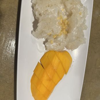 Sala Thai - Sweet Sticky Rice with mango - Thai Near Me - Fremont, California