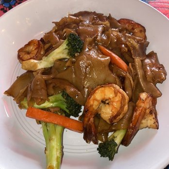 Kai Yang - Shrimp Pad Se-Ew - Thai Near Me - Montclair, New Jersey Kai Yang - Shrimp Pad Se-Ew - Thai Near Me - Montclair, New Jersey