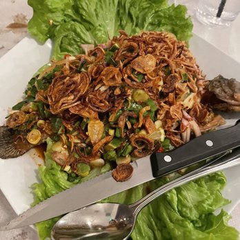 Kruang Tedd - Fried fish - Thai Near Me - Los Angeles, California