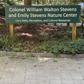 Hemlock Bluffs Nature Preserve - Greeting Sign - Hiking Near Me - Cary, North Carolina Hemlock Bluffs Nature Preserve - Greeting Sign - Hiking Near Me - Cary, North Carolina