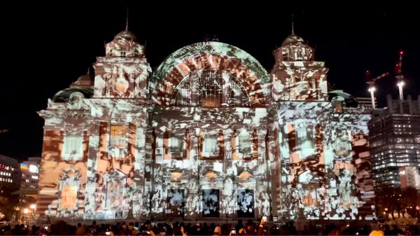 Osaka City Central Public Hall by null