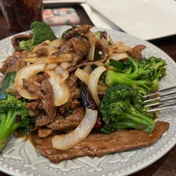 Dragon's Arch - Mongolian Beef - Noodles Near Me - Walnut Creek, California Dragon's Arch - Mongolian Beef - Noodles Near Me - Walnut Creek, California