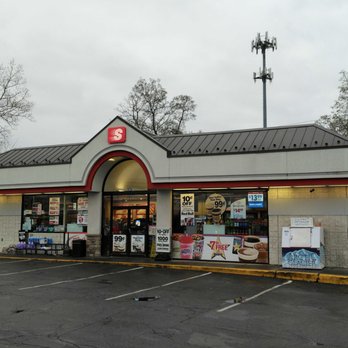 Speedway - A clean store and parking area! - Gas Stations Near Me - Irondequoit, New York