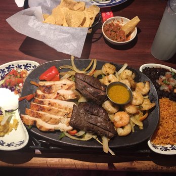 Chevys - Mexican Near Me - Fairfield, California