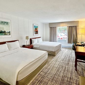 August Jack Motor Inn - Hotels Near Me - Squamish, British Columbia