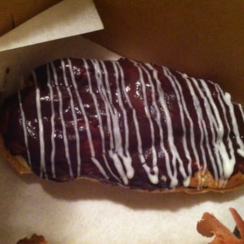 Fabiani's - Eclair - Italian Near Me - Kihei, Hawaii