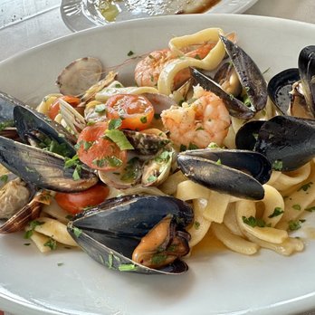 Da Costantino - Seafood pasta - Italian Near Me - Positano, SA Da Costantino - Seafood pasta - Italian Near Me - Positano, SA