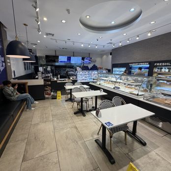 Paris Baguette - Coffee & Tea Near Me - Los Angeles, California Paris Baguette - Coffee & Tea Near Me - Los Angeles, California