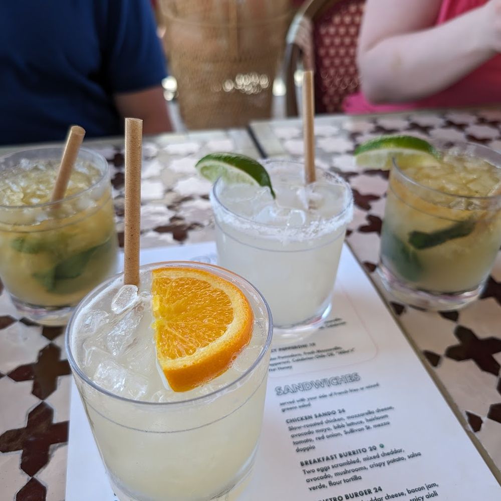 Esme Hotel Miami Beach - More rooftop drinks - Hotels Near Me - Miami, Florida Esme Hotel Miami Beach - More rooftop drinks - Hotels Near Me - Miami, Florida